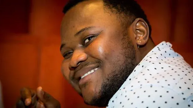 Papy Maurice Mbwiti, homme de la parole