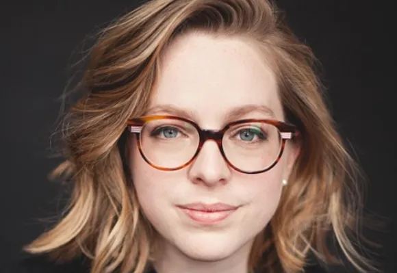 Olivia Pia Audet, conceptrice d’accessoires, de décors et de costumes