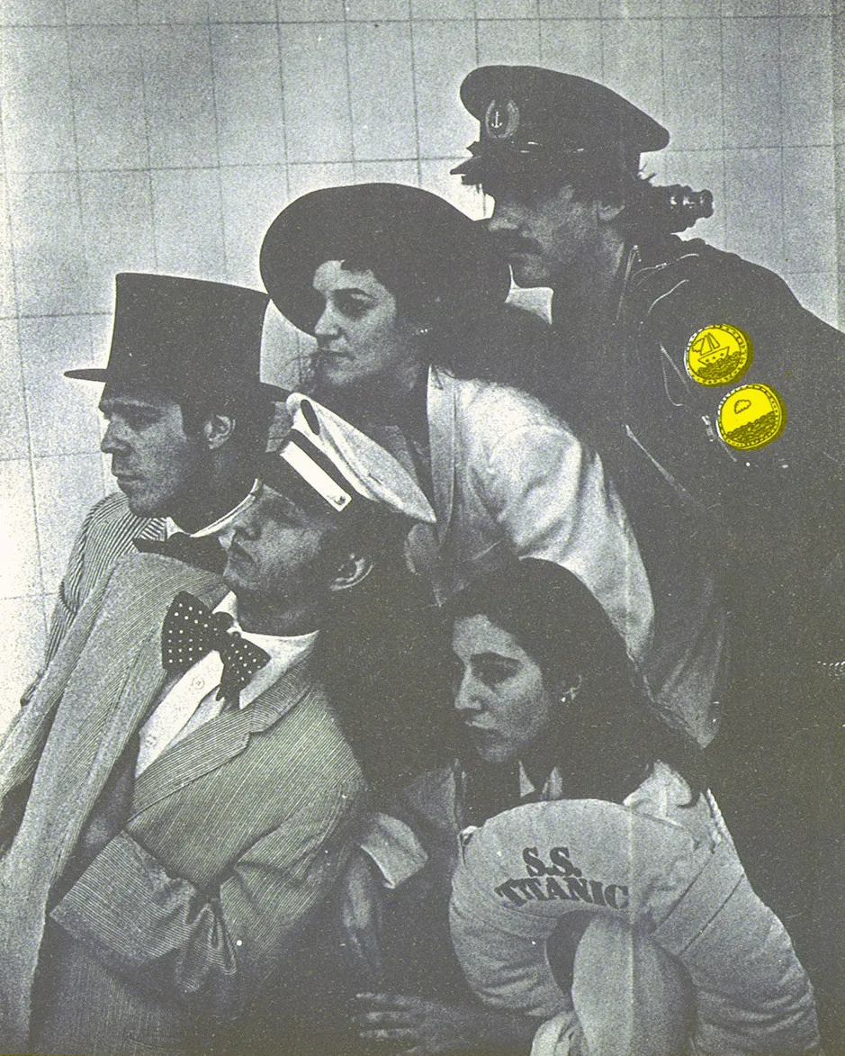 Petit bateau deviendra grand / Un cercueil à la dérive