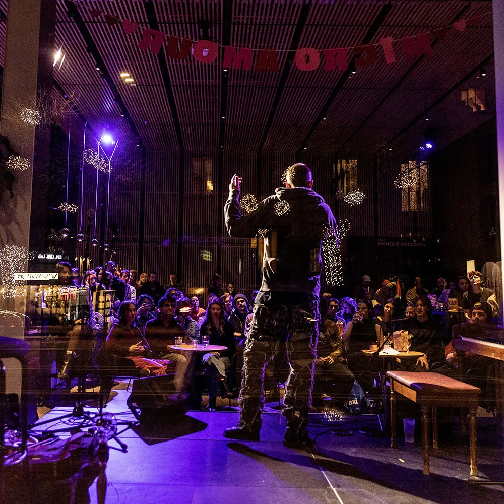 Les éphémères du hall